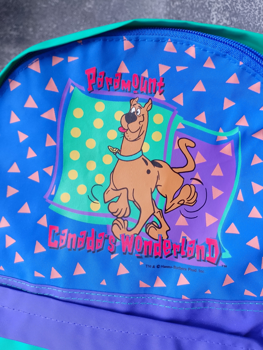 Vintage 90s Paramount Canada's Wonderland Scooby-Doo Graphic Kids Backpack - Picture 6 of 10